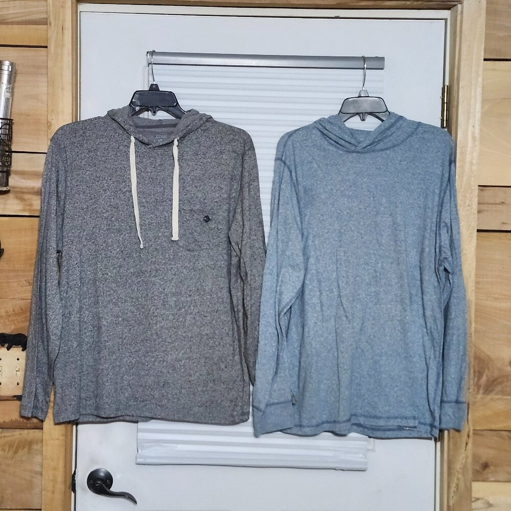 Ocean Coast mans light weight hoodie shirts  size L